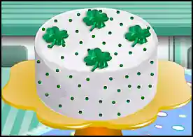 Şans Yoncalı Kek - Şans yongası ile süslü yeşil renkli enfes bir kek hazırlayıp afiyetle yiyoruz